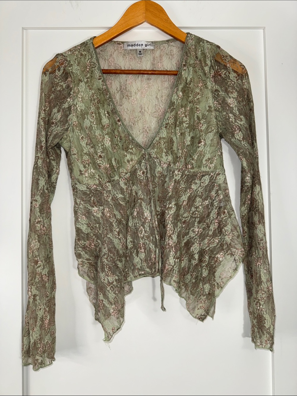 Madden Girl Sage Green Lace V-Neck Long Sleeve Boho Romantic Sheer Sz MD